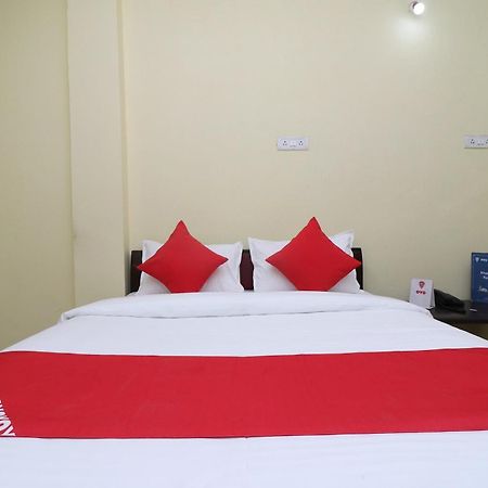 בהופאל Spot On Hotel O Om Sai Plaza מראה חיצוני תמונה